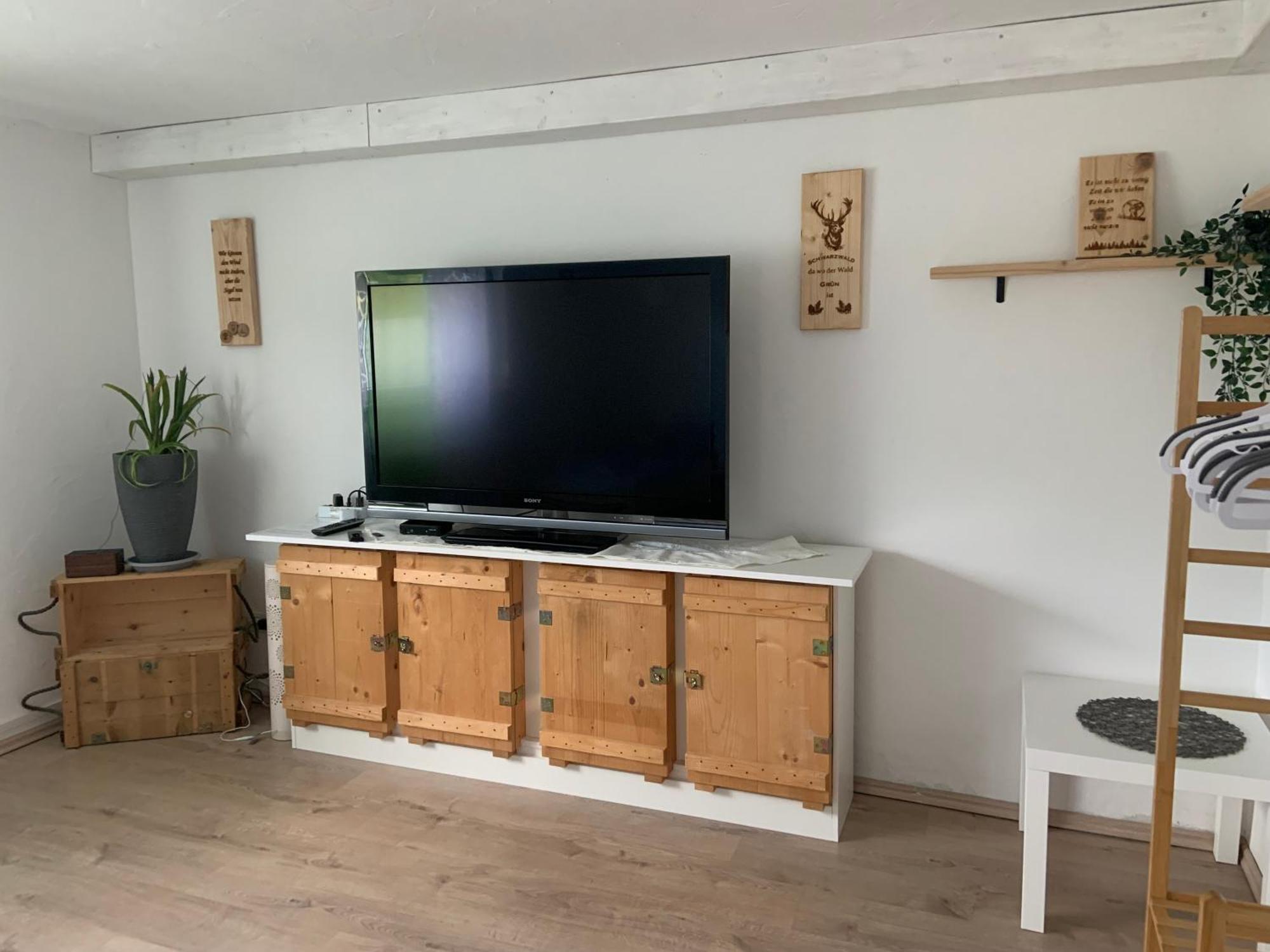 Schoene Moderne & Rustikale Einliegerwohnung Mit Kueche Schramberg Extérieur photo